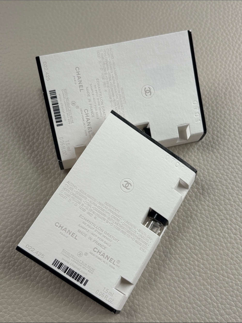CHANEL Paris-Venise eau de toilette Sample( 2 samples ) - Picture 3 of 3